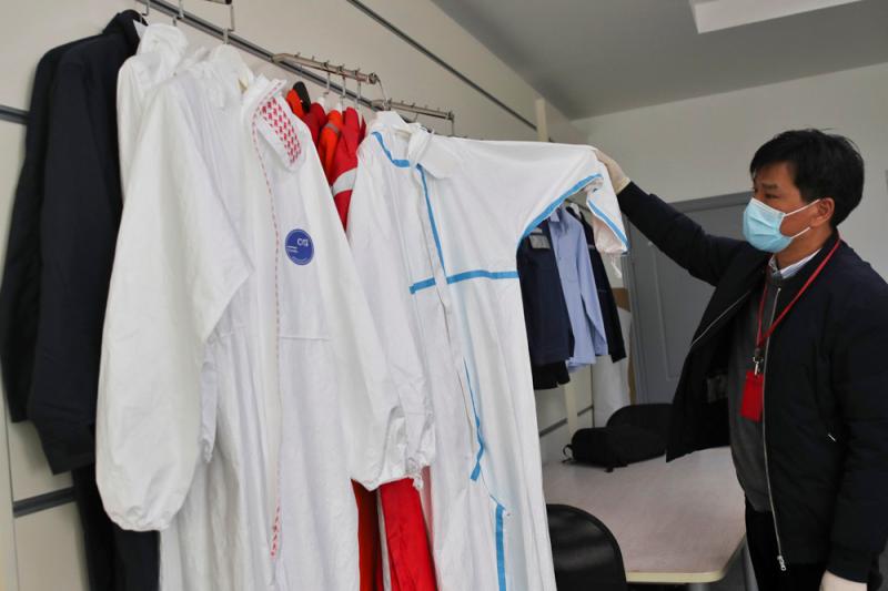 上海沒有防護服生產(chǎn)企業(yè)？誠格防護服僅5天就轉(zhuǎn)產(chǎn)！